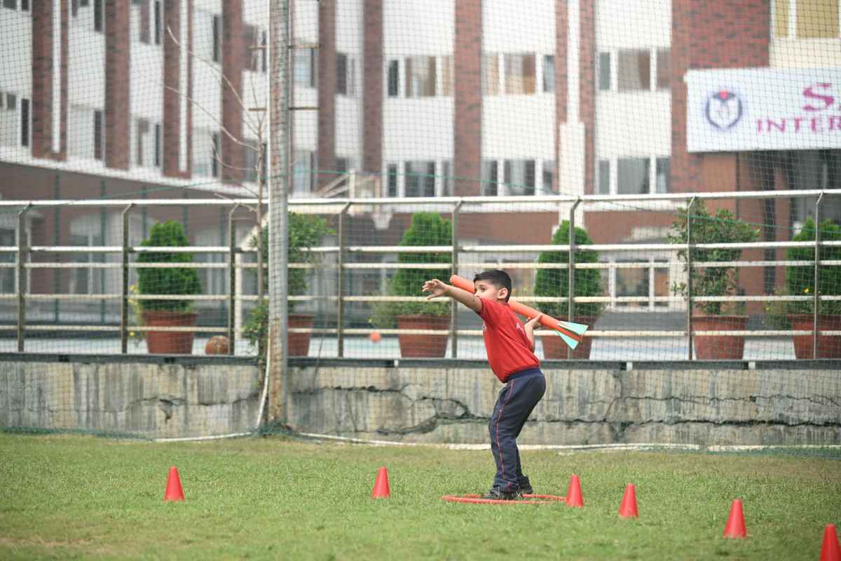 Javelin throw for young kids, hand eye coordination