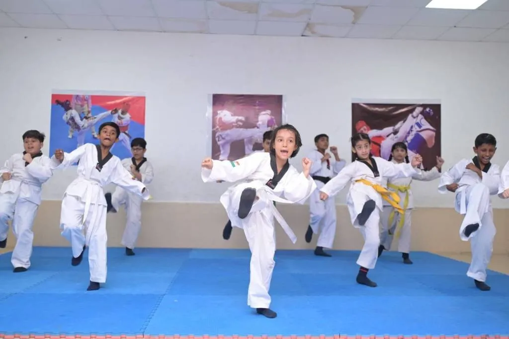 Taekwondo classes for students at Sapphire International school crossing republik, Ghaziabad