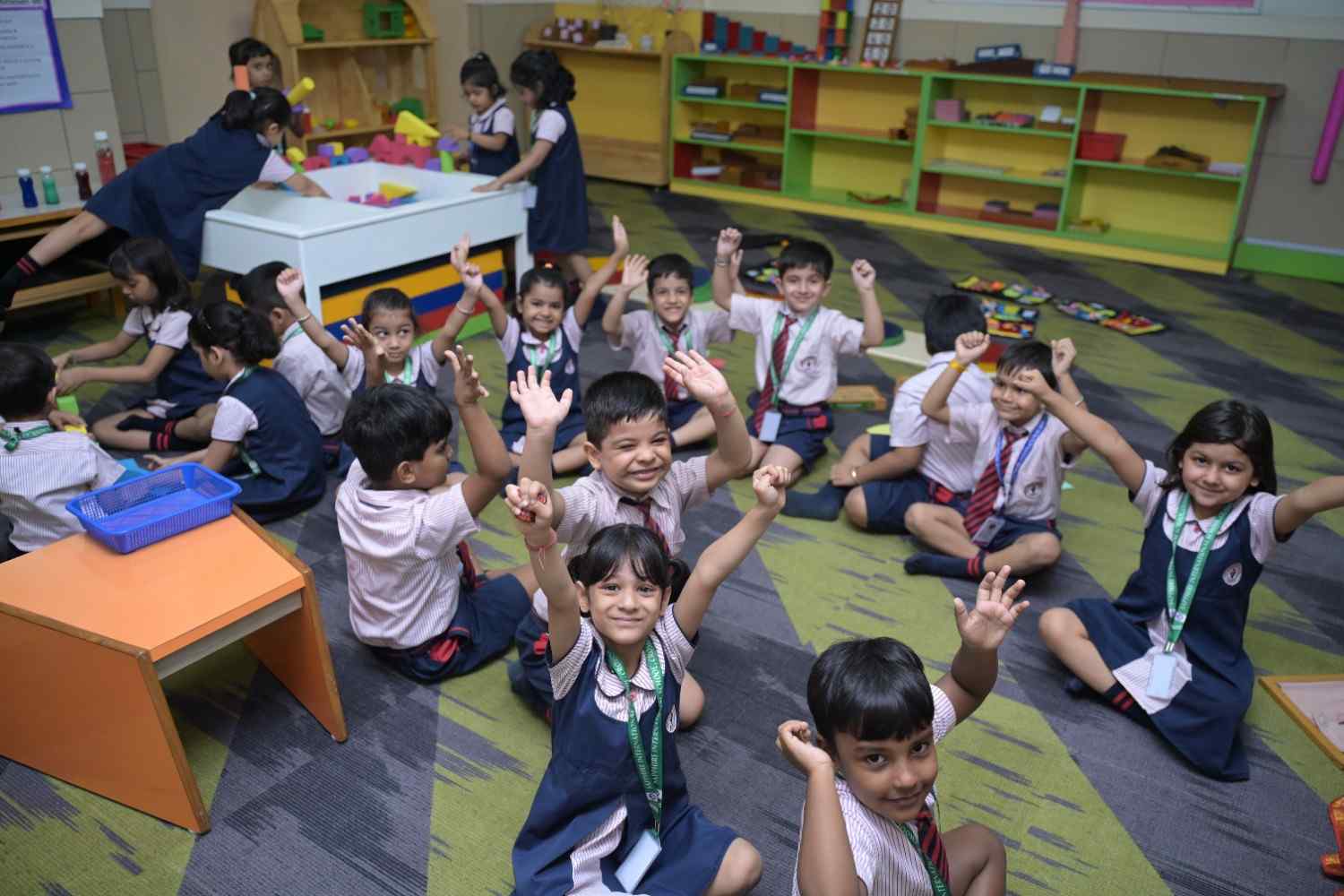 Kids at Sapphire International school, Crossing Republik