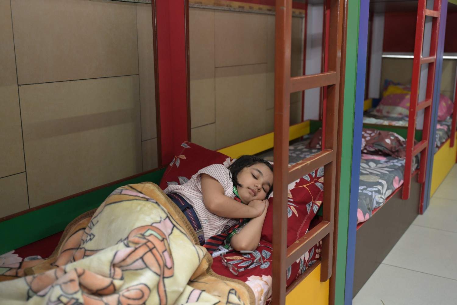 Daycare for Sapphire International school, Crossing Republik